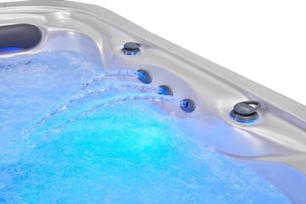VBL-596 Jacuzzi Spa Bathtub - Image 6